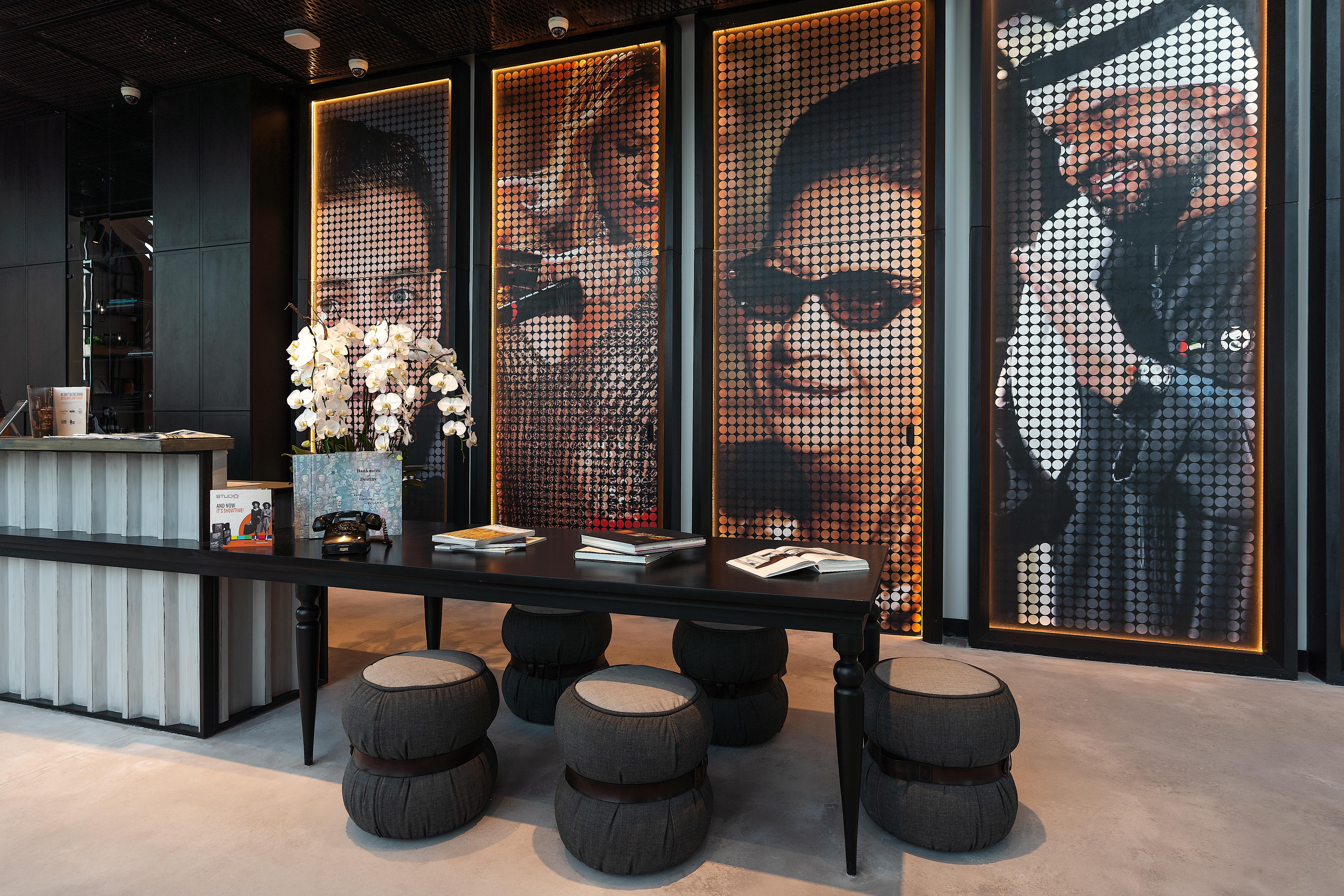 Studio One Hotel Dubai Exterior foto